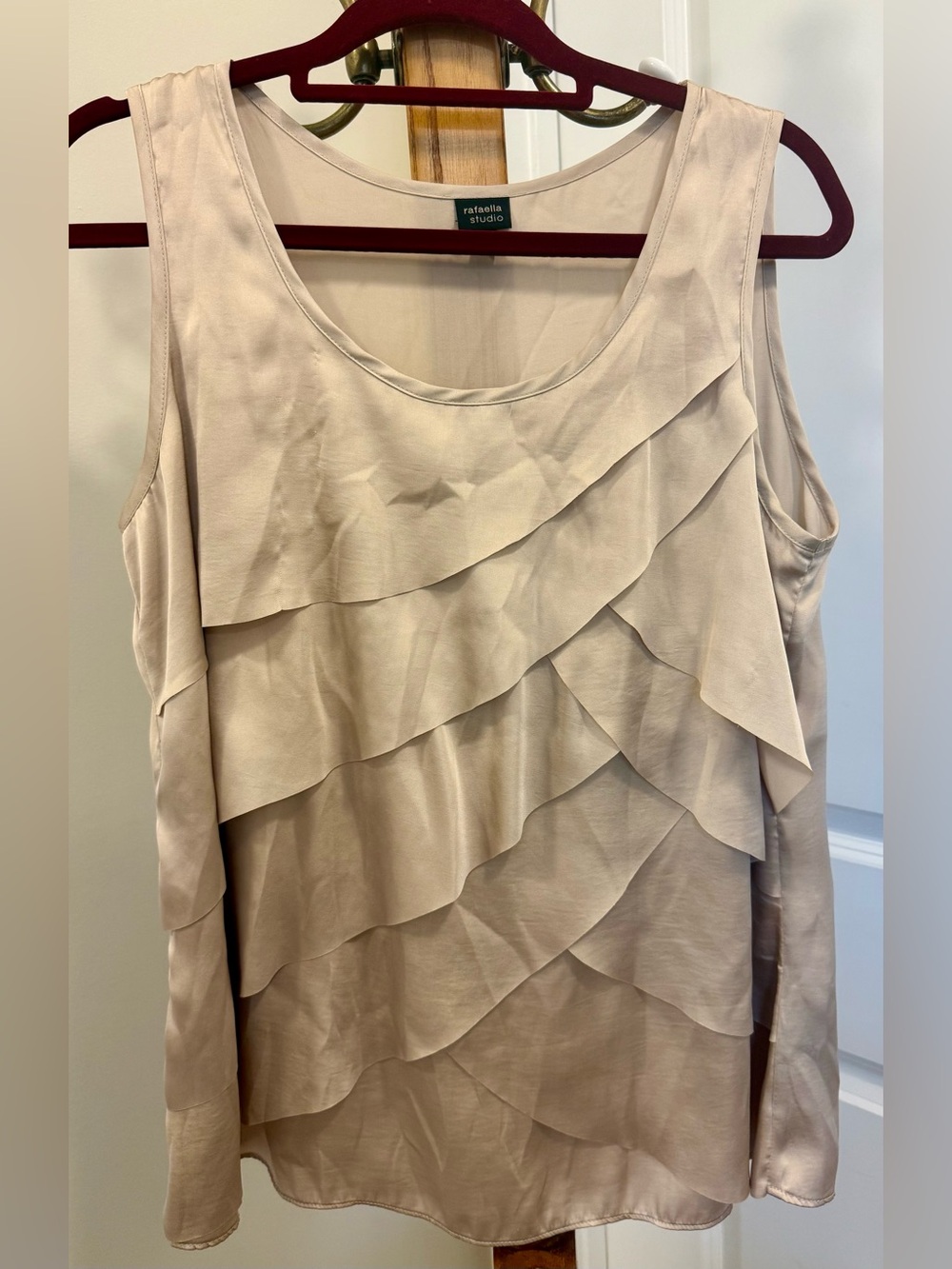 🍓Rafaella Layered Ruffle Shell Top - Blush Neutral